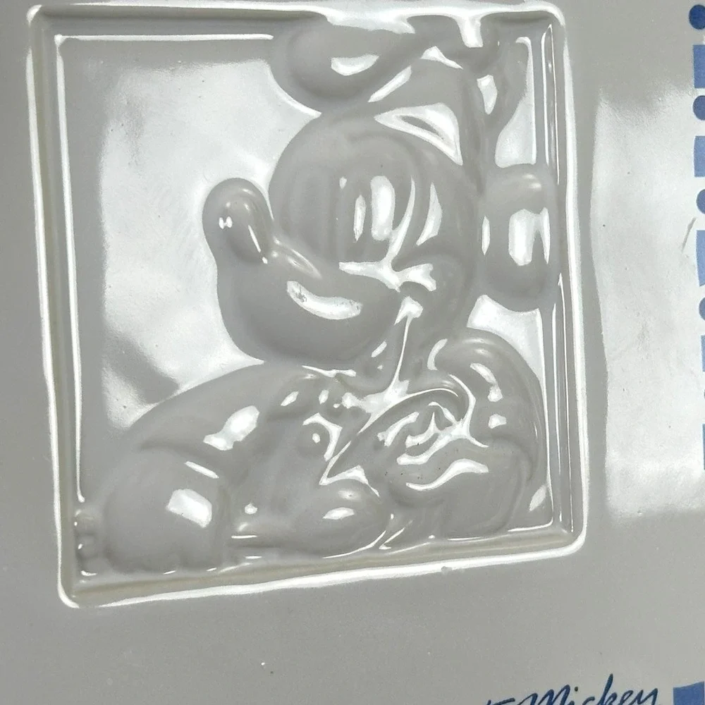 Disney Gourmet Mickey Mouse Trivet White Blue Ceramic Kitchen Hot Plate Thailand